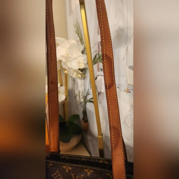 COA! Louis Vuitton Babylone Tote Bag. Stunning LV At A Great Price! - Picture 6 of 16